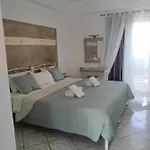 Manganas Palaiokastritsa