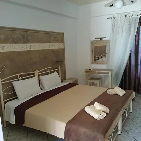 Manganas * Palaiokastritsa