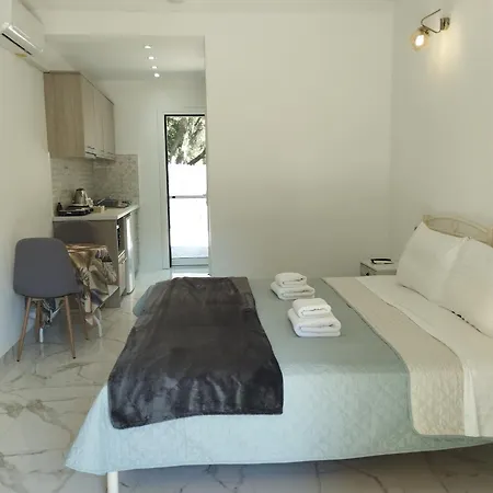 Manganas Apartment *
